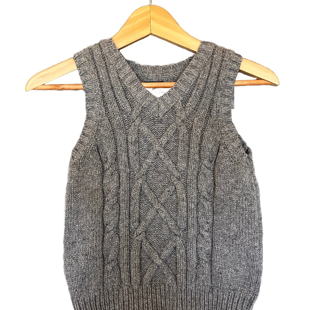 Oshkosh Boy’s Gray Sweater Vest - size 8